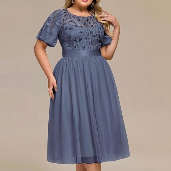 Wedding Guest Dress - Picture 3 of 4